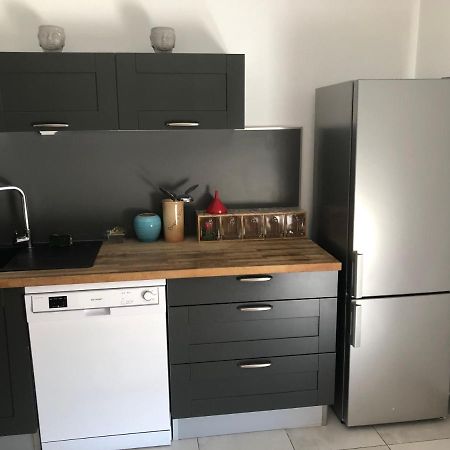 Appartement A Proximite Du Centre Et De La Plage A Mèze Buitenkant foto