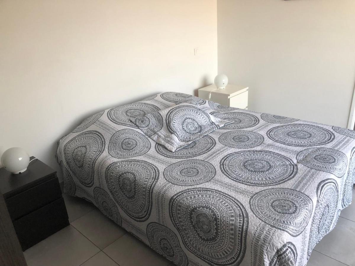 Appartement A Proximite Du Centre Et De La Plage A Mèze Buitenkant foto